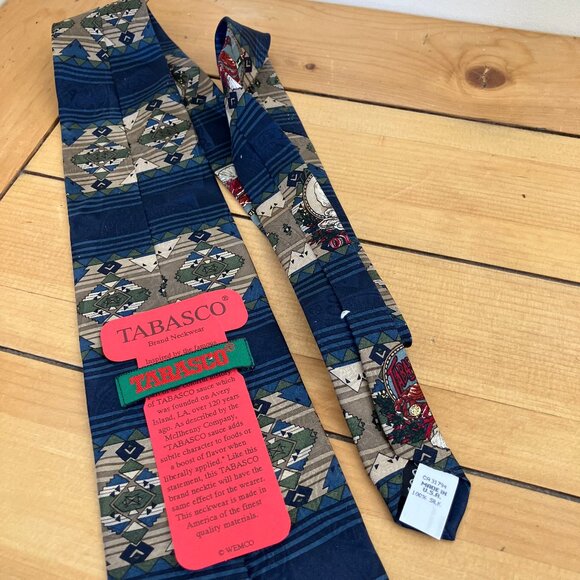 Tabasco Navy Blue Silk Tie Made in USA Seafood Hot Sauce Design NWT - Picture 4 of 5